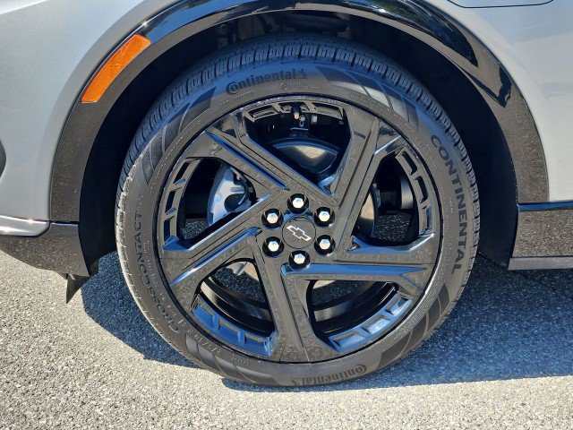 Used 2024 Chevrolet Equinox EV RS FWD image 31