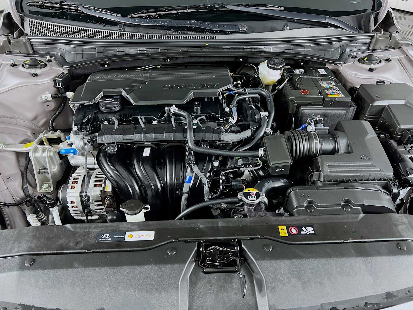 Certified 2025 Hyundai Elantra Sport image 28