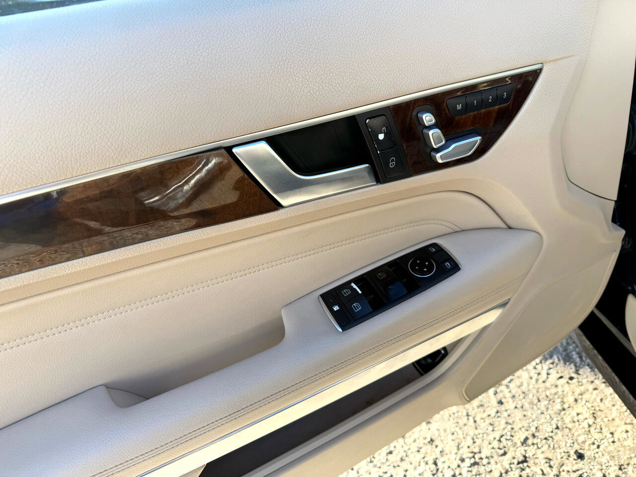 Used 2014 Mercedes-Benz E 350 4MATIC Coupe w/ Premium 1 Package image 11