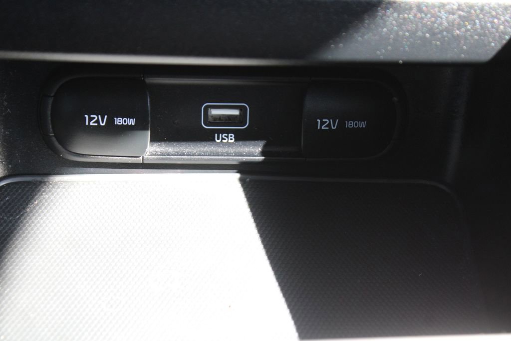 Certified 2023 Kia Forte LXS image 33