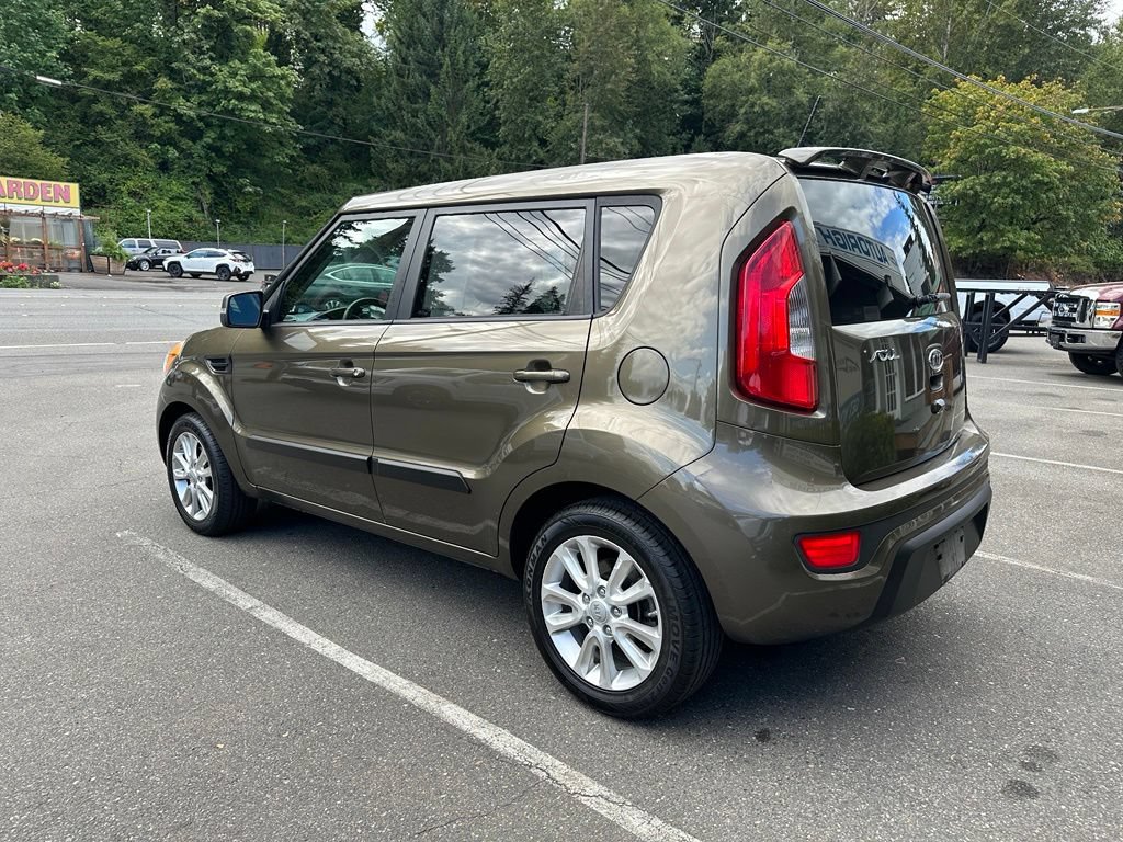 Used 2012 Kia Soul + w/ Audio Pkg FWD image 7