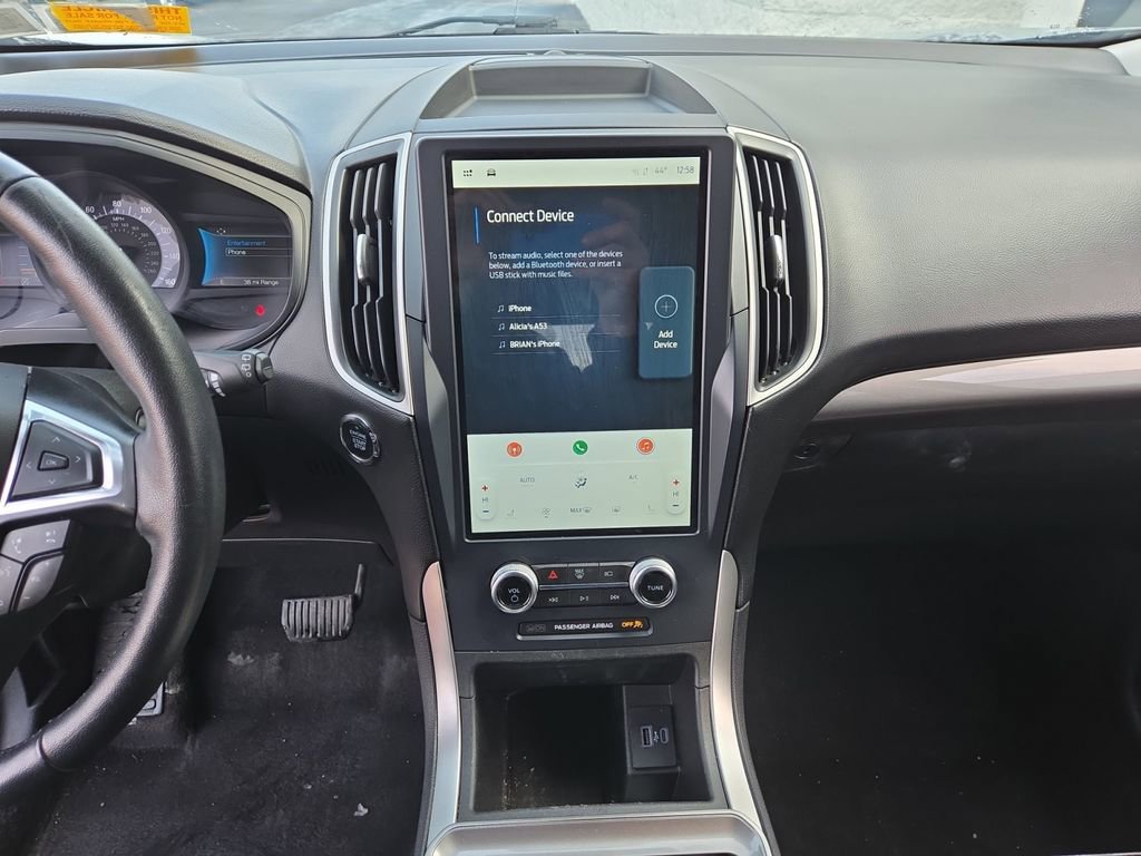 Used 2023 Ford Edge SEL image 15