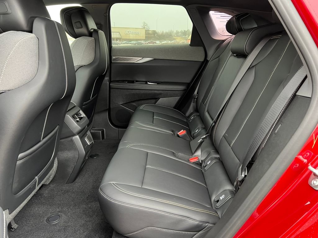 New 2026 Cadillac Optiq Sport 1 image 4