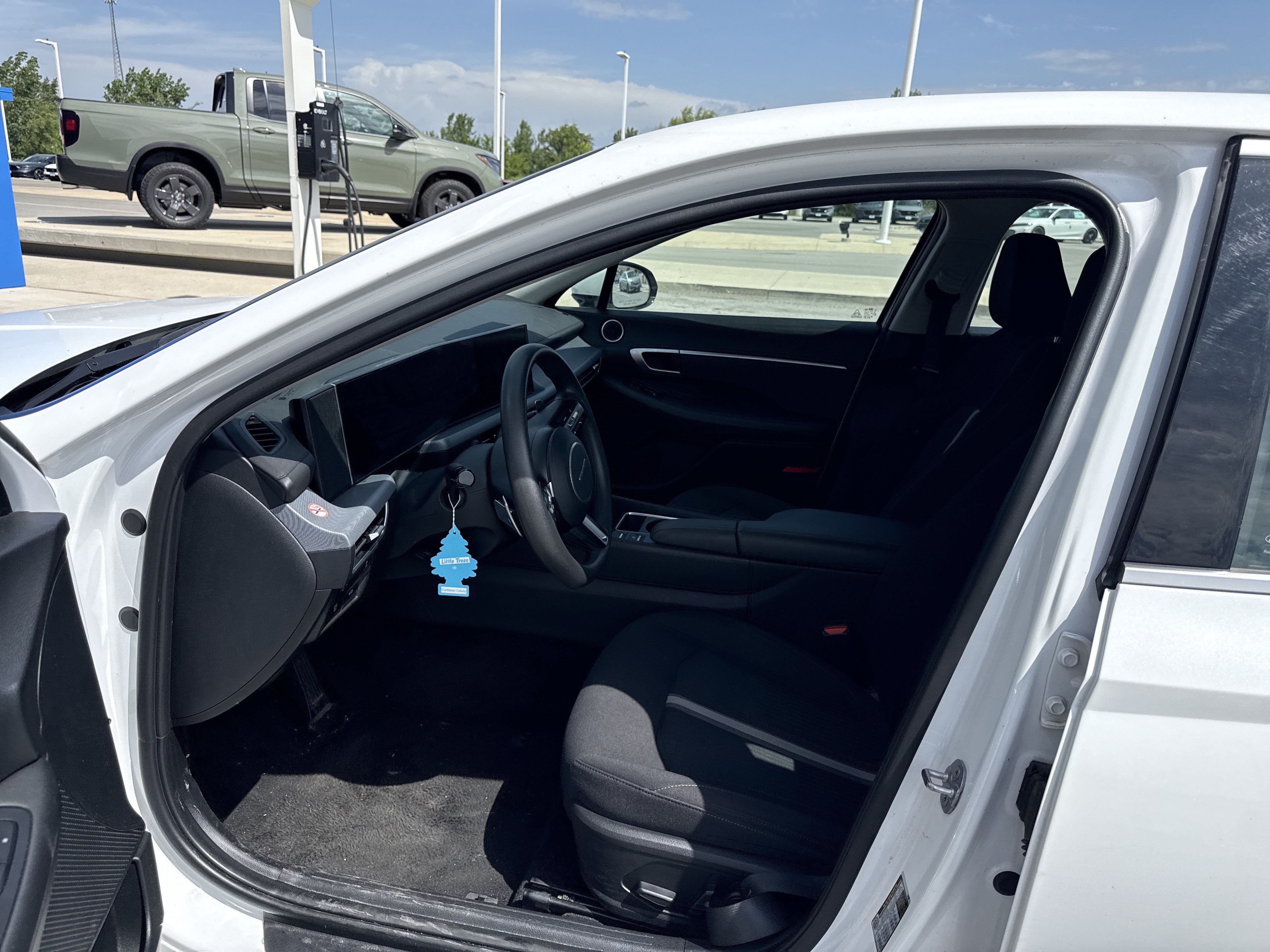 Used 2024 Hyundai Sonata SEL FWD image 9