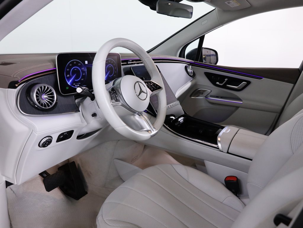 Certified 2023 Mercedes-Benz EQE 350+ 4MATIC SUV w/ Exclusive Trim Package image 28