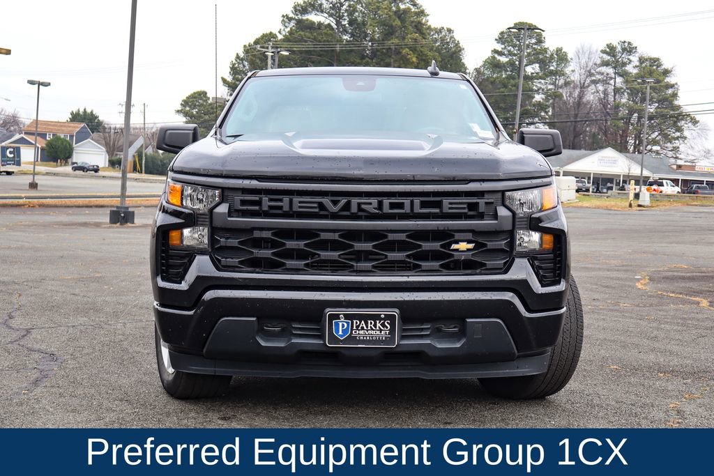 Used 2023 Chevrolet Silverado 1500 Custom image 2