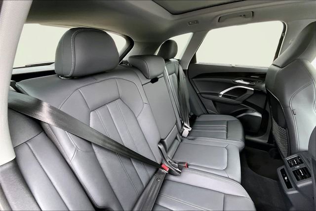 New 2025 Audi Q5 Premium Plus image 29