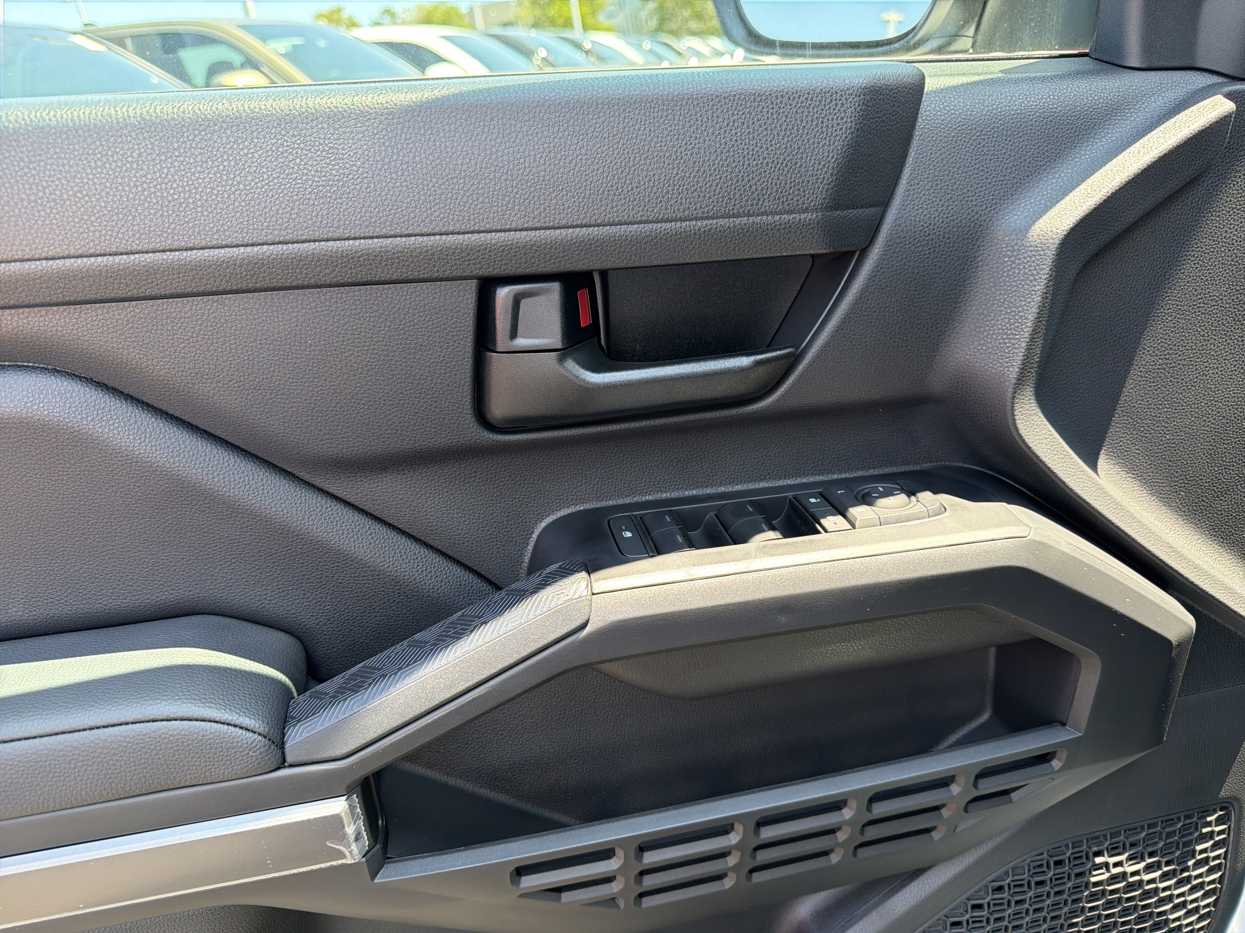 New 2026 Toyota Tacoma SR5 AWD/4WD image 10