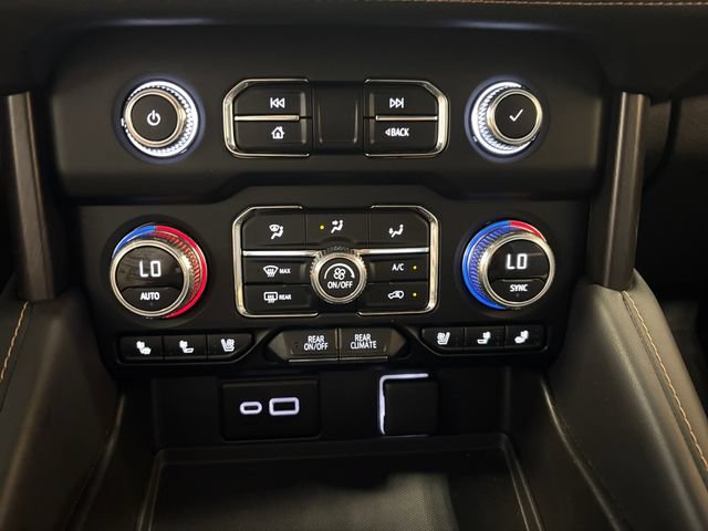 Used 2023 GMC Yukon AT4 AWD/4WD image 22