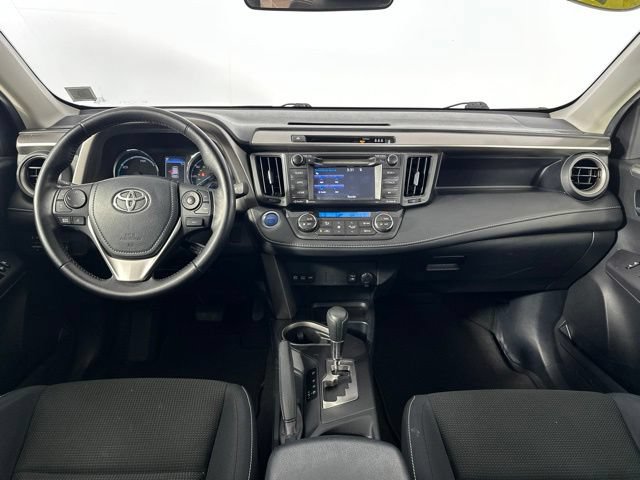 Used 2017 Toyota RAV4 XLE AWD/4WD image 15