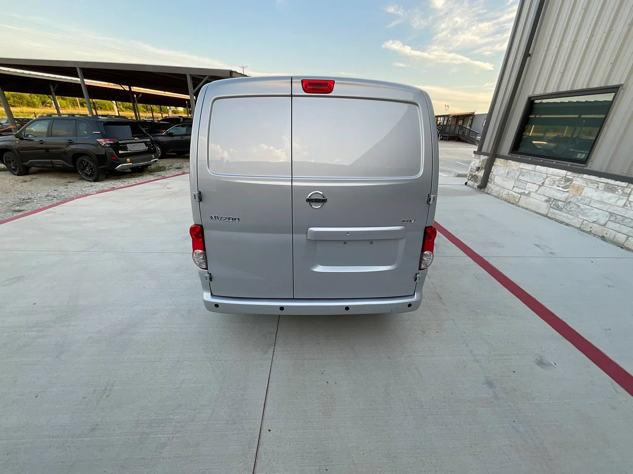 Used 2020 Nissan NV200 SV FWD image 9