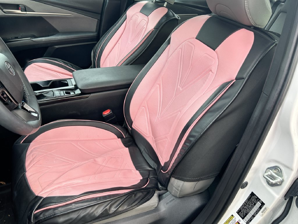 Used 2025 Toyota Camry SE w/ Multimedia Upgrade Package FWD image 11
