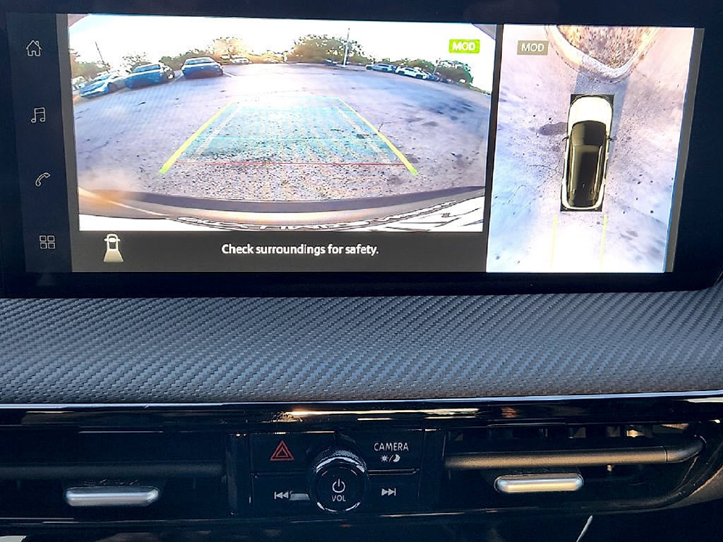 New 2027 Nissan Kicks SR FWD image 16