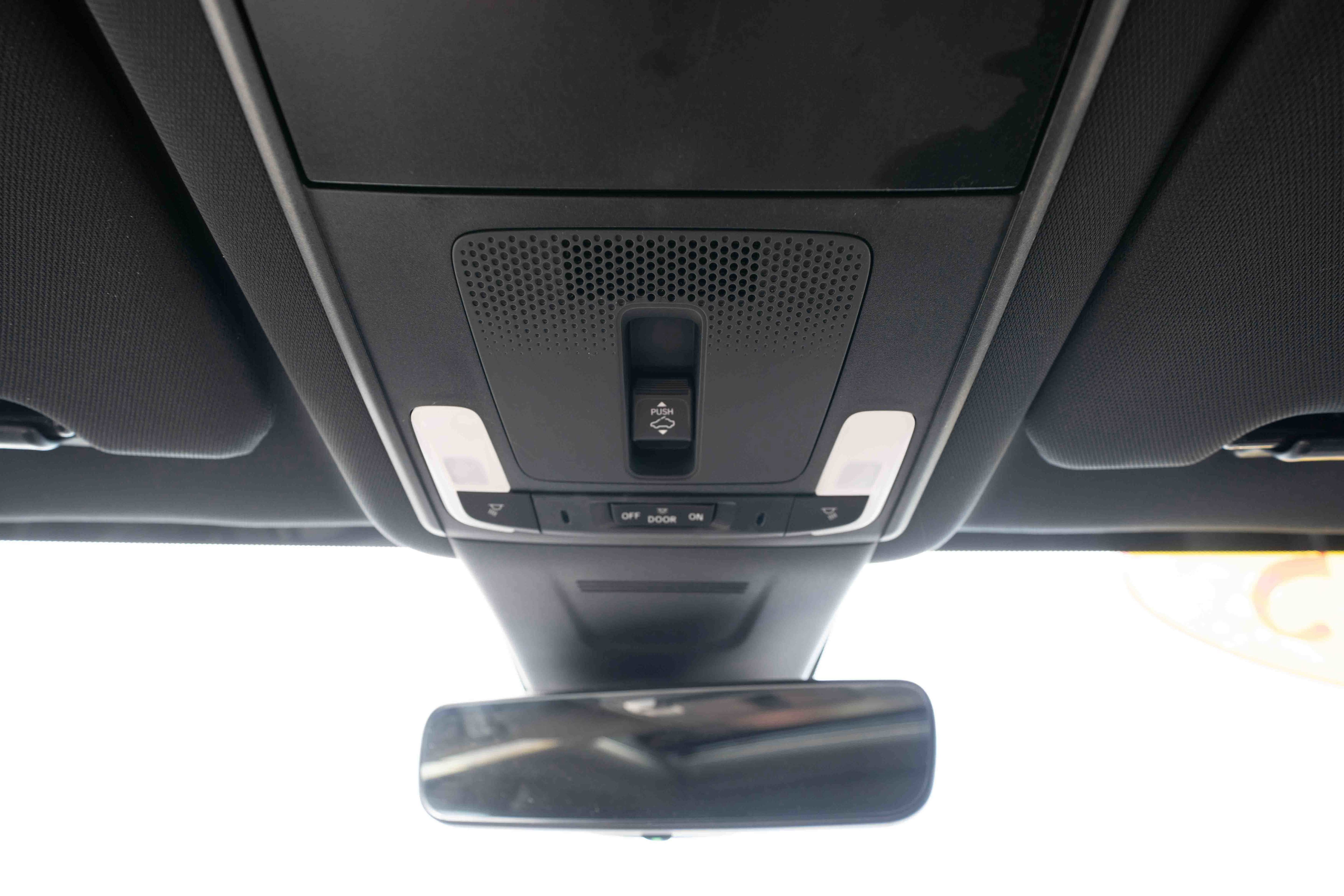 Used 2025 Honda CR-V Sport Touring image 18