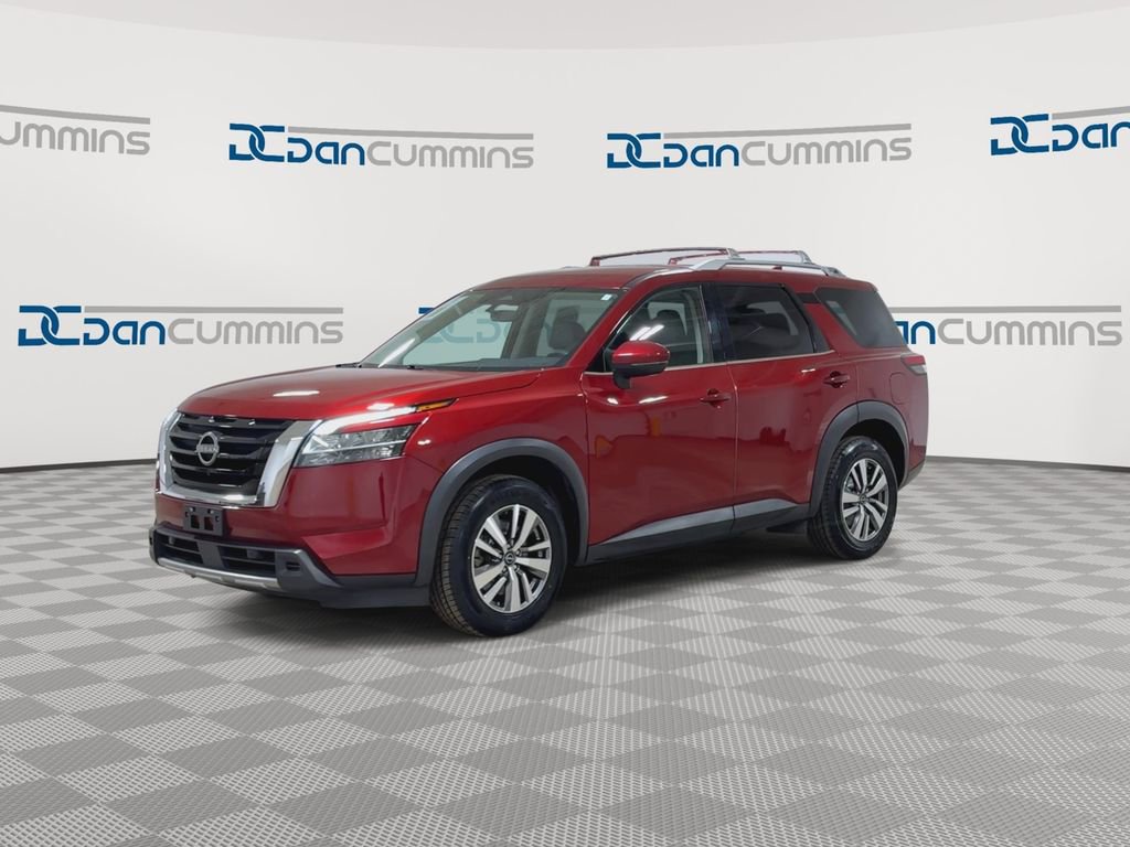 Used 2023 Nissan Pathfinder SL AWD/4WD image 4