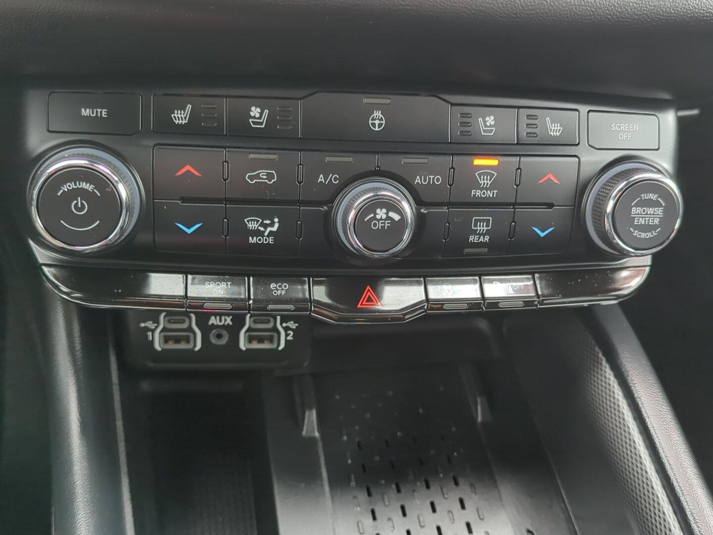 Used 2025 Dodge Durango R/T AWD/4WD image 28