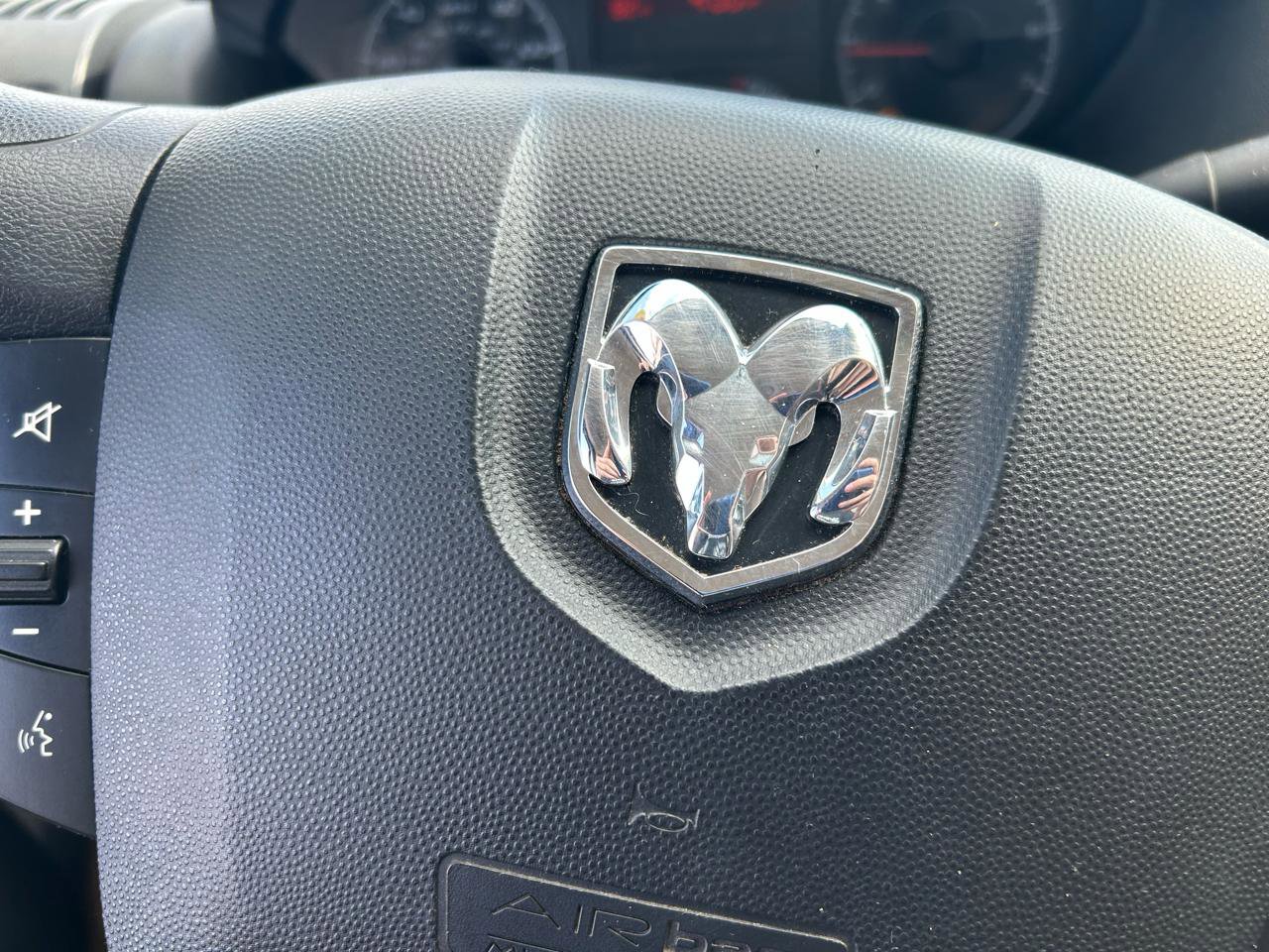 Used 2015 RAM ProMaster 3500 FWD image 21