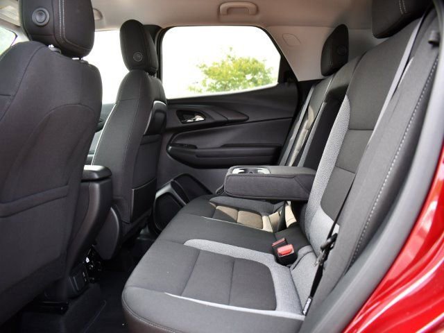New 2025 Chevrolet TrailBlazer LT w/ Convenience Package image 17