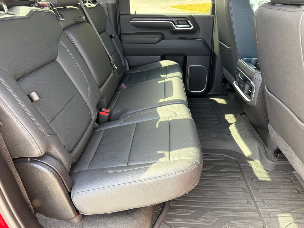 Used 2024 GMC Sierra 2500 SLT w/ SLT Premium Package AWD/4WD image 15