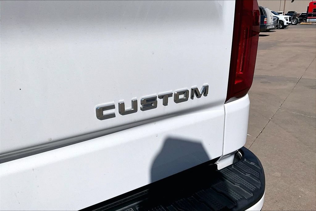 Used 2021 Chevrolet Silverado 1500 Custom RWD image 38