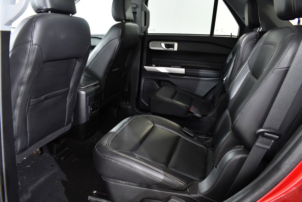 Used 2023 Ford Explorer XLT w/ Equipment Group 202A image 16