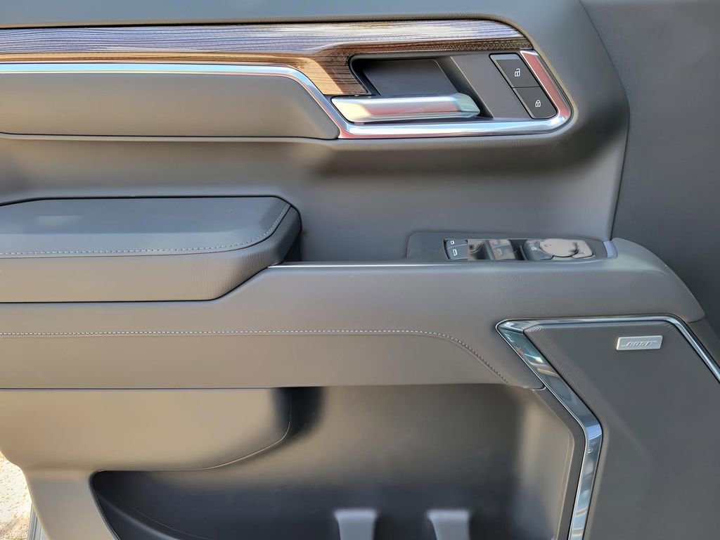 New 2025 Chevrolet Silverado 1500 LT Trail Boss w/ Convenience Package II image 9