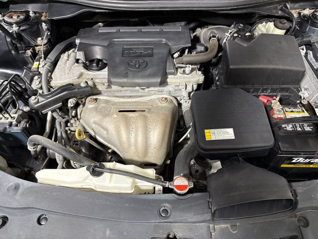 Used 2016 Toyota Camry SE FWD image 38