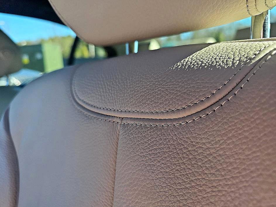 Used 2018 BMW 330i xDrive Sedan image 15