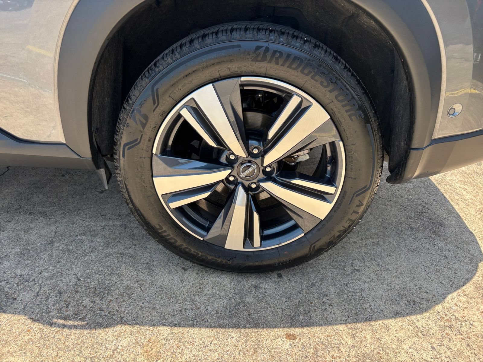 Used 2026 Nissan Rogue SL FWD image 33