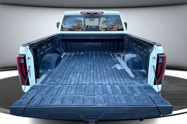 Used 2024 GMC Sierra 2500 AT4 w/ Technology Package image 7