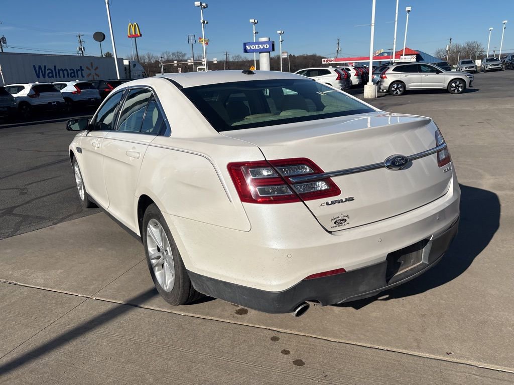 Used 2016 Ford Taurus SEL w/ Equipment Group 201A image 8