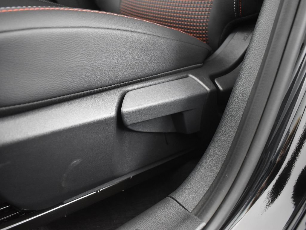 New 2026 Nissan Kicks SR FWD image 29