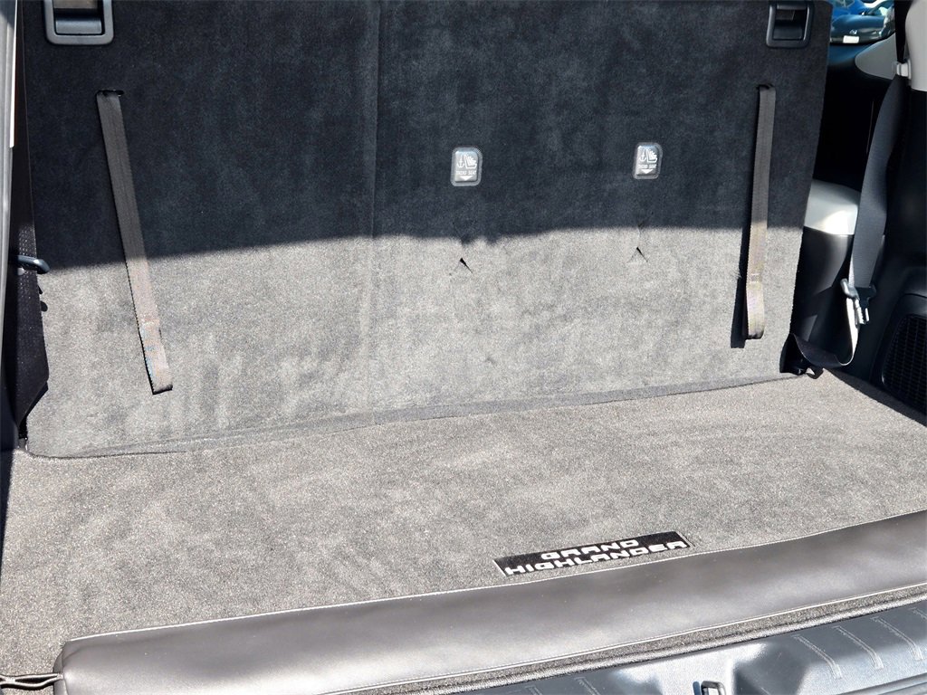 Used 2024 Toyota Grand Highlander Limited image 32