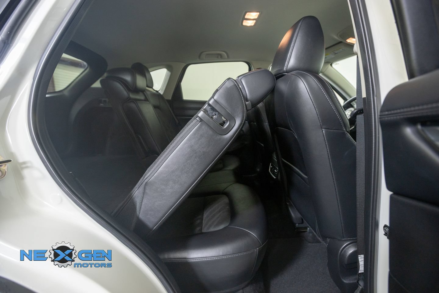 Used 2021 MAZDA CX-5 Touring AWD/4WD image 41