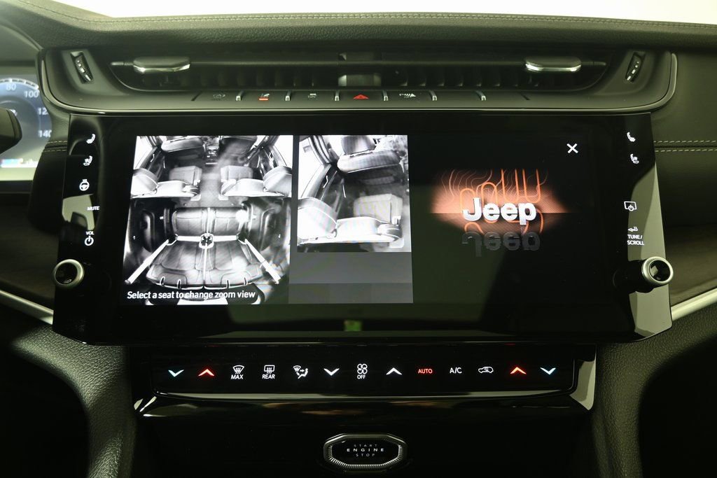 New 2026 Jeep Grand Cherokee L Limited AWD/4WD image 30