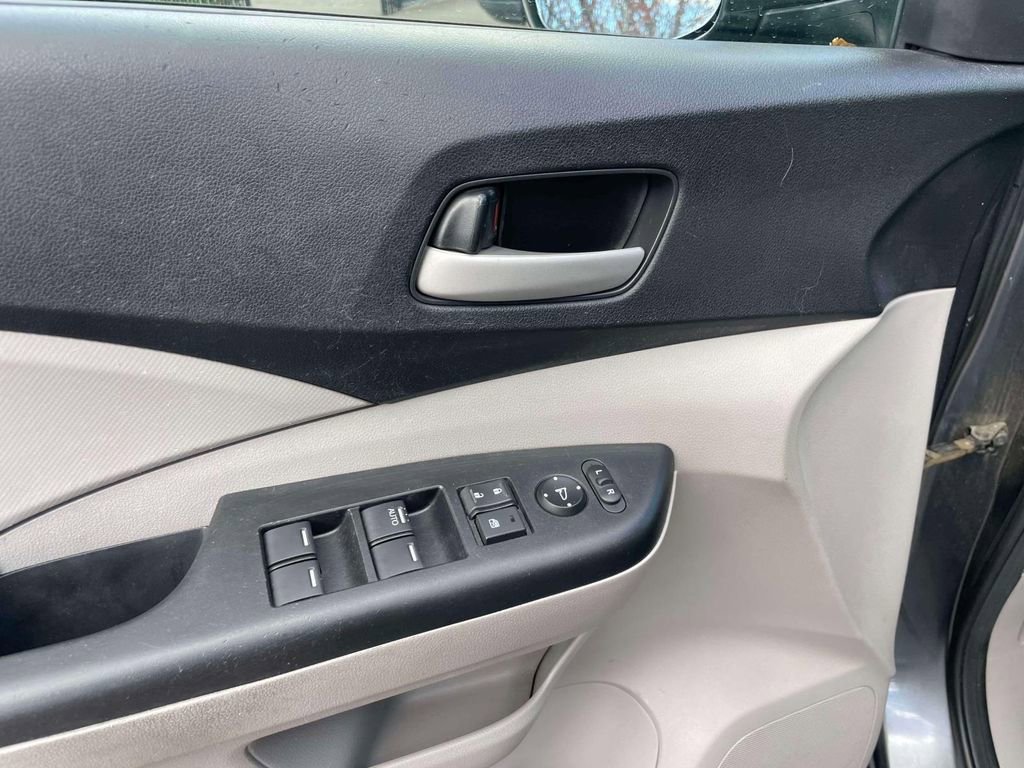 Used 2013 Honda CR-V LX image 16
