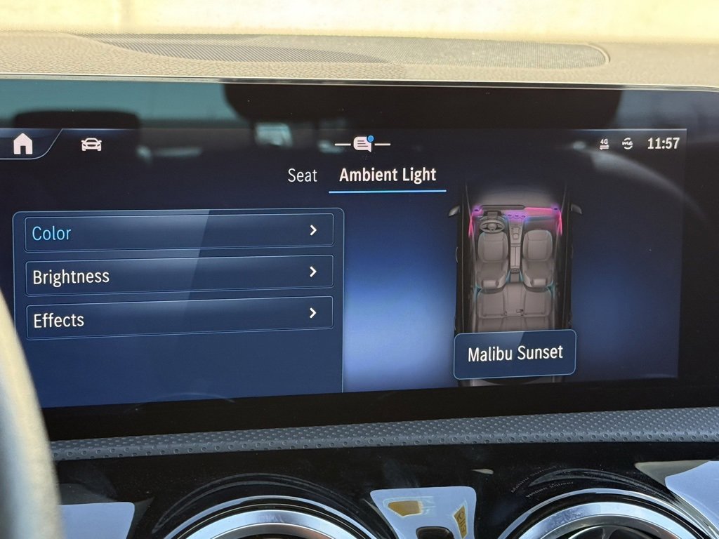 Used 2025 Mercedes-Benz CLA 250 4MATIC image 13