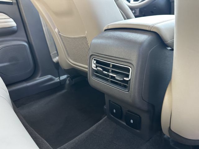 Certified 2023 Lincoln Corsair AWD w/ Equipment Group 101A image 39