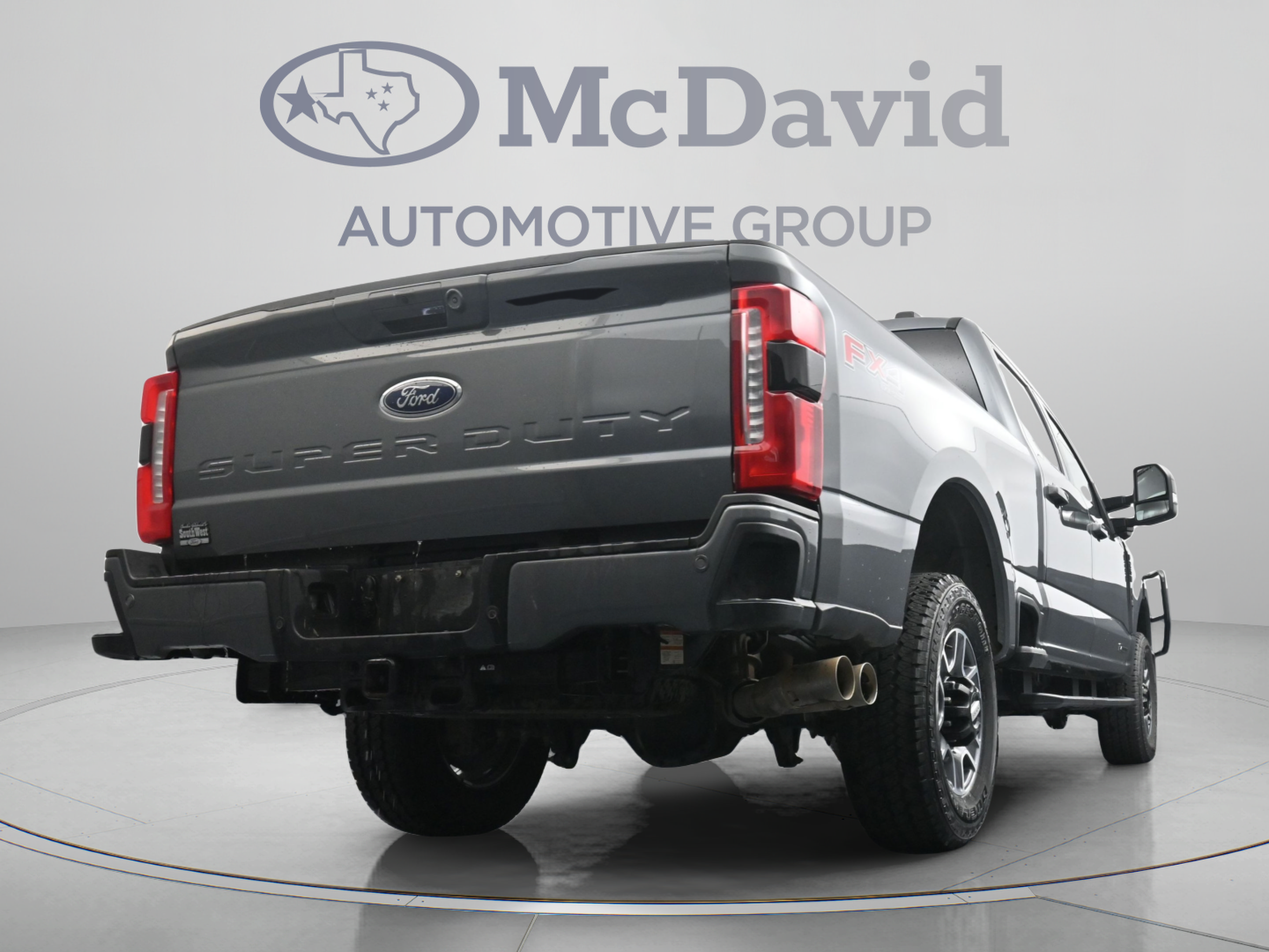 Used 2024 Ford F250 Lariat w/ Lariat Ultimate Package AWD/4WD image 30