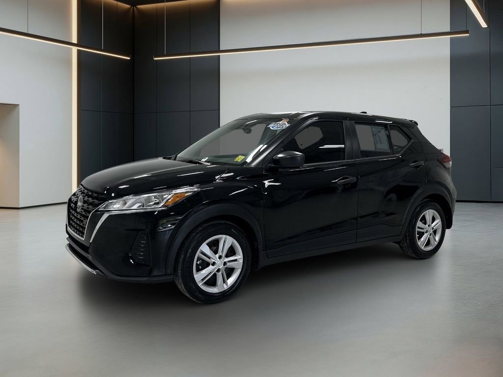 Used 2024 Nissan Kicks S FWD image 1