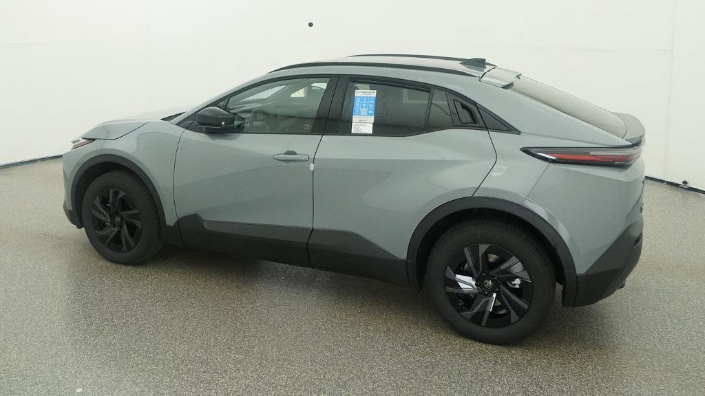 New 2026 Toyota C-HR w/ Cold Weather Package AWD/4WD image 7