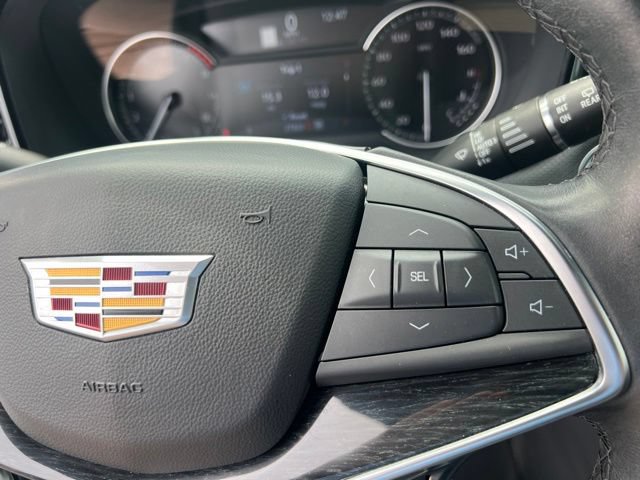 Used 2024 Cadillac XT5 Premium Luxury w/ LPO, Floor Liner Package AWD/4WD image 31