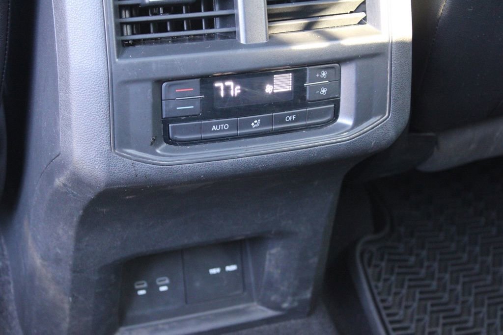 Used 2022 Volkswagen Atlas SE image 27