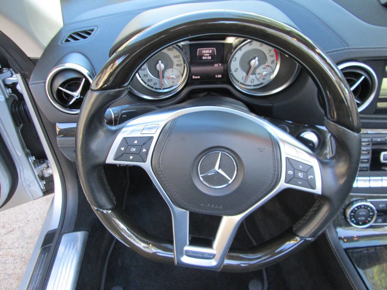 Used 2015 Mercedes-Benz SL 550 image 13
