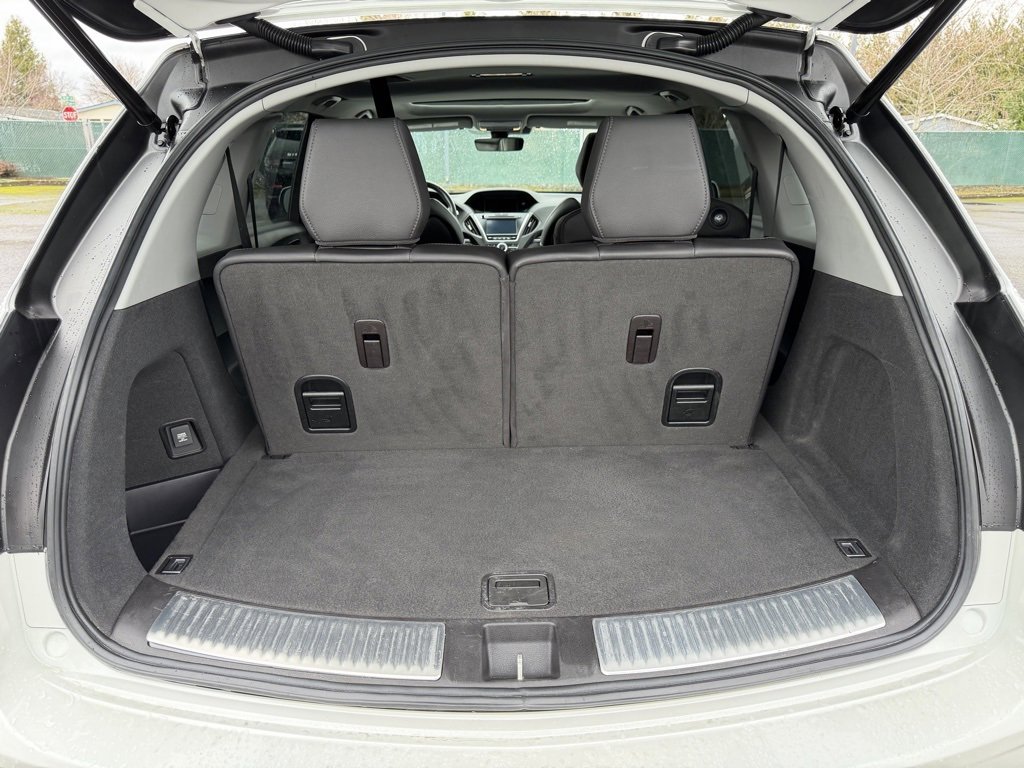 Used 2020 Acura MDX SH-AWD image 11