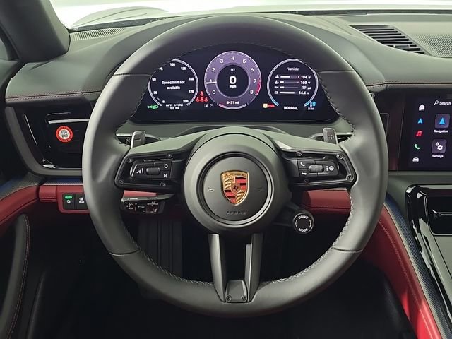 Certified 2025 Porsche Panamera 4 image 29