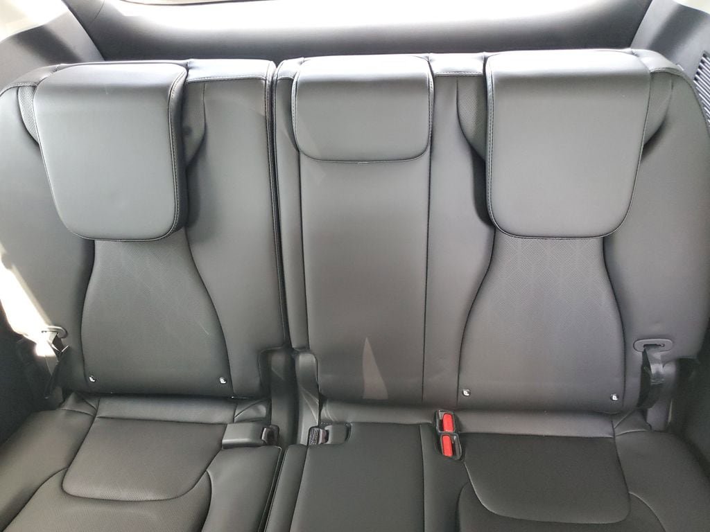 New 2026 Kia Carnival EX image 22
