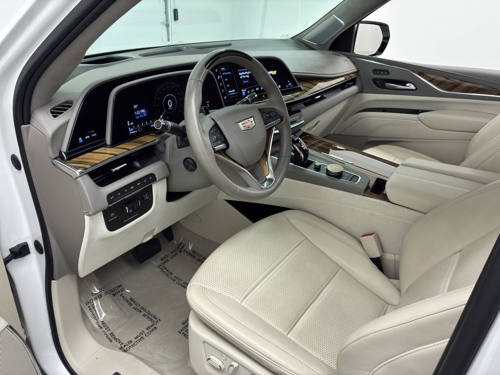 Used 2023 Cadillac Escalade Sport Platinum image 17