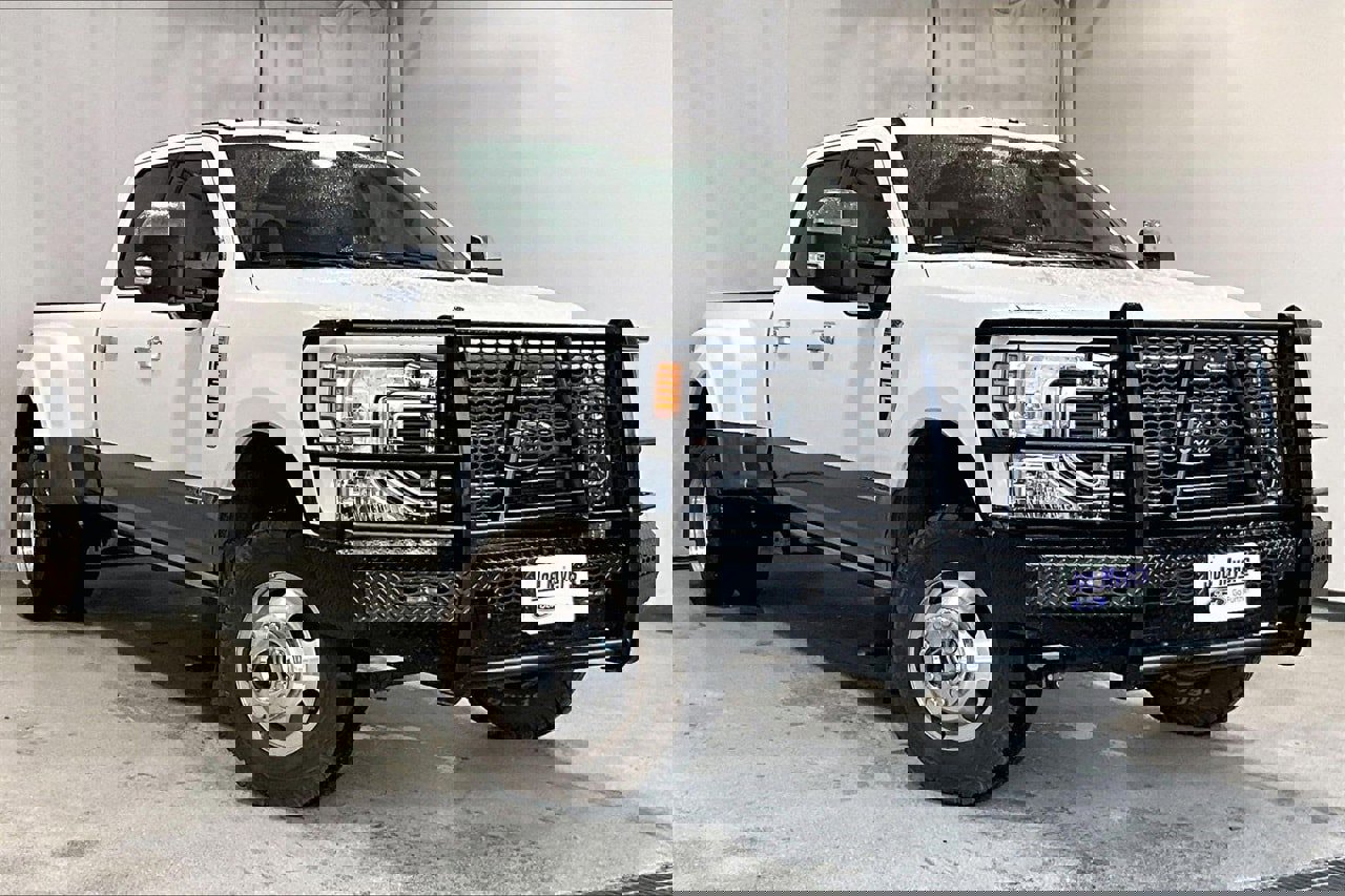 Used 2022 Ford F350 King Ranch w/ Chrome Package image 1