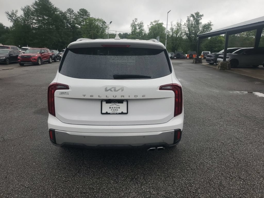Used 2023 Kia Telluride S w/ S Sunroof Package FWD image 9